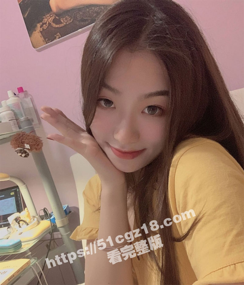 河南反差母狗幼师 摸相关图片
