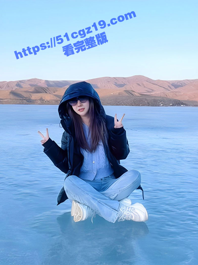 高颜值情侣 人间戏子相关图片