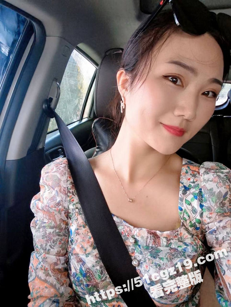 河南高颜值少妇 胡彦相关图片