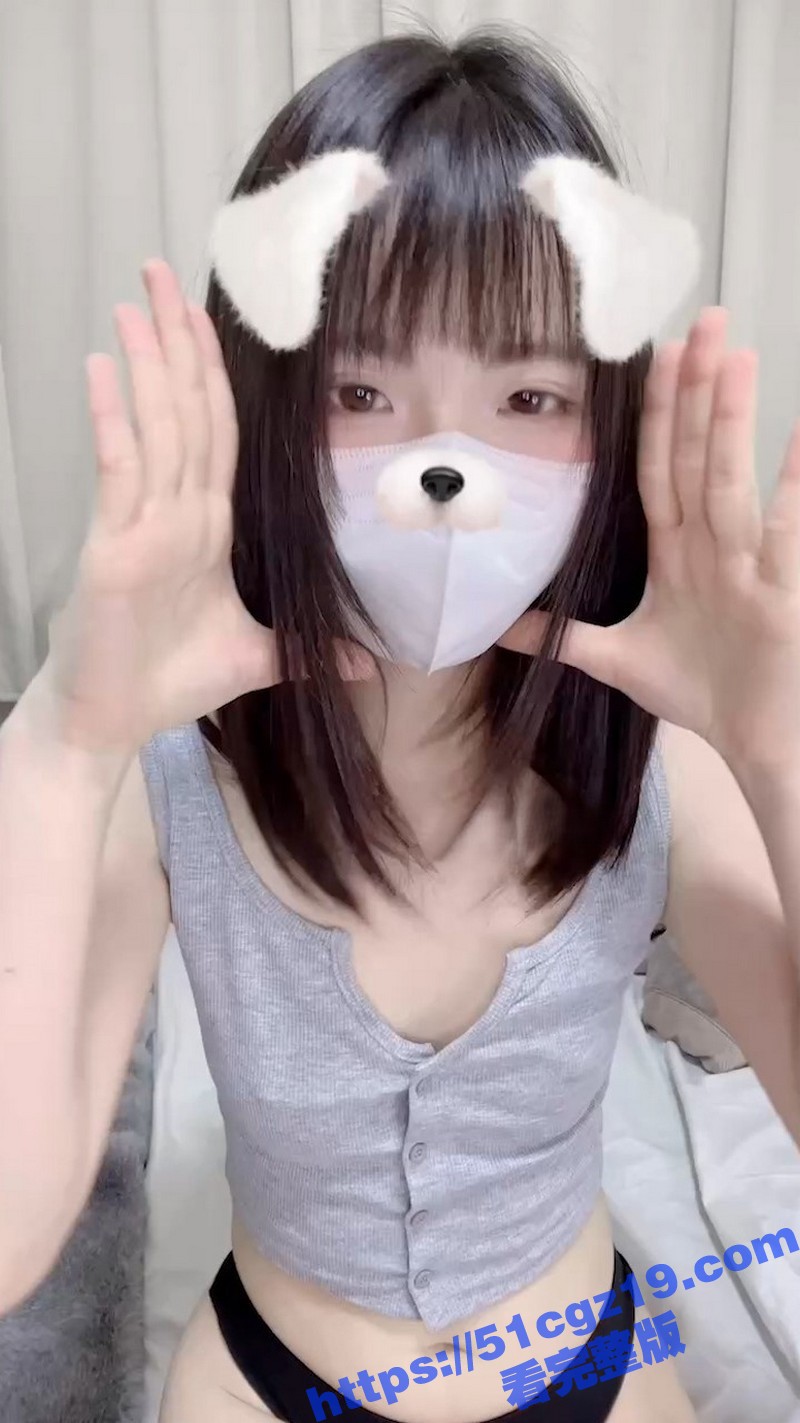 贫乳反差台妹 薄荷 大尺度私拍合集 娇嫩酮体美乳翘挺 假阳具玩弄粉嫩骚穴 淫水四溢！