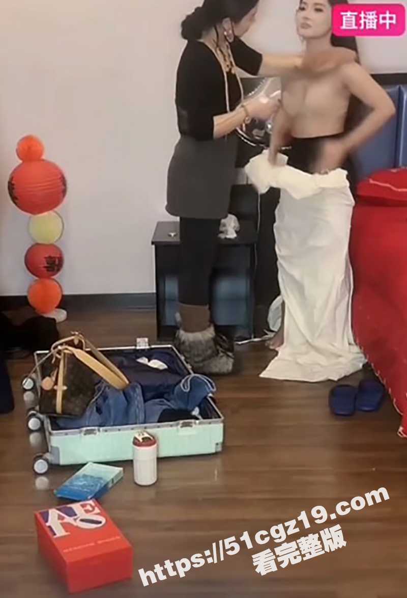 抖音主播 七月化妆总相关图片