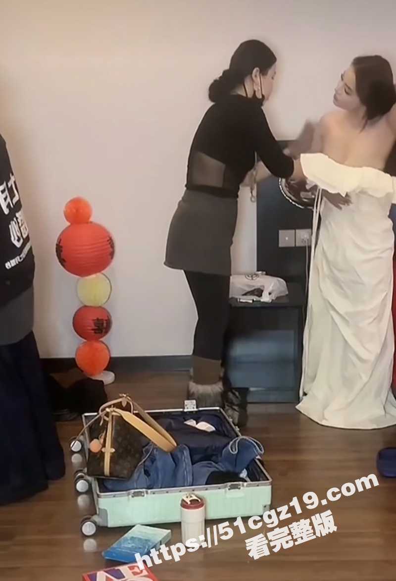 抖音主播 七月化妆总相关图片