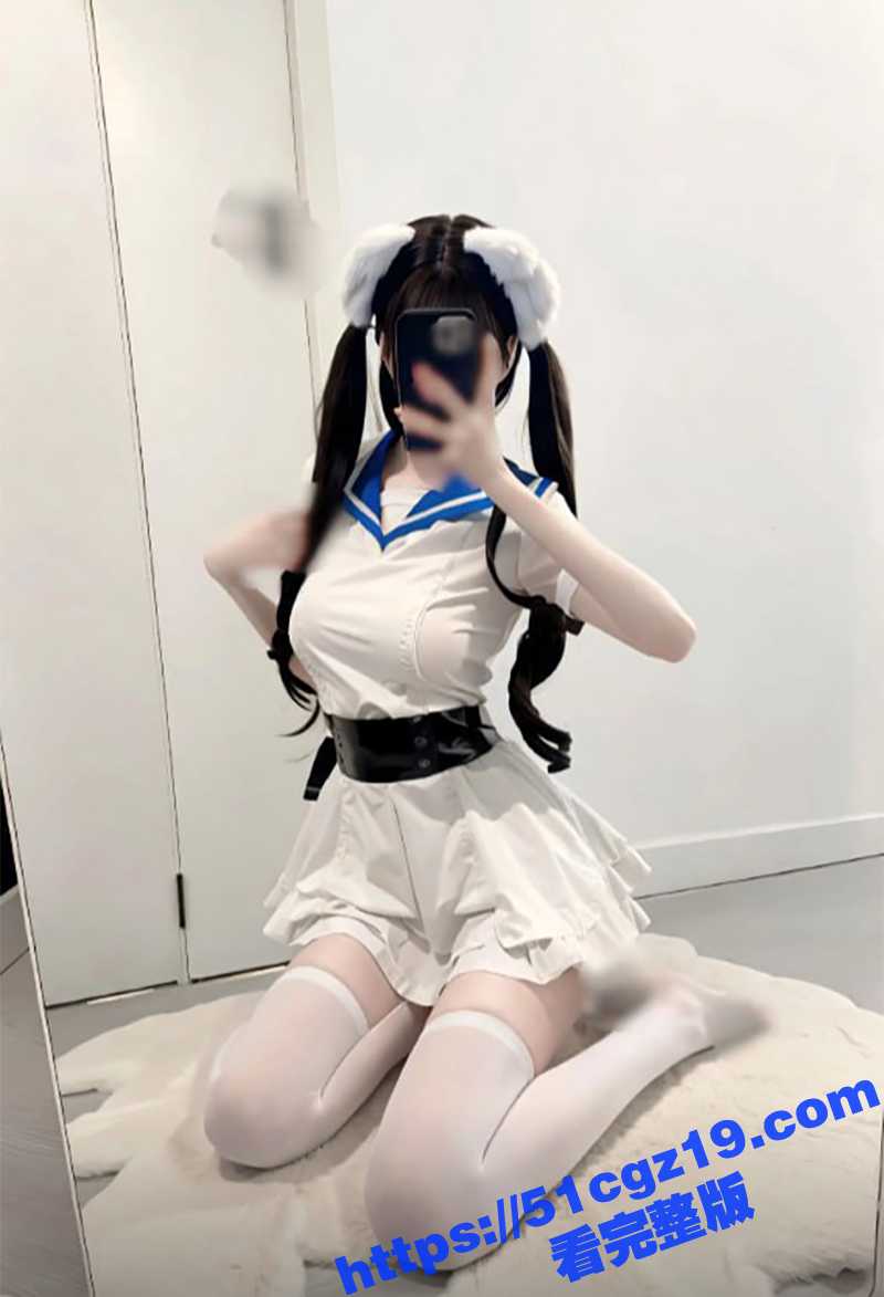 B站极品萝莉 lwedpuppy 自慰福利合集 第一弹 制服诱惑劈腿露穴 花样玩弄粉嫩阴蒂