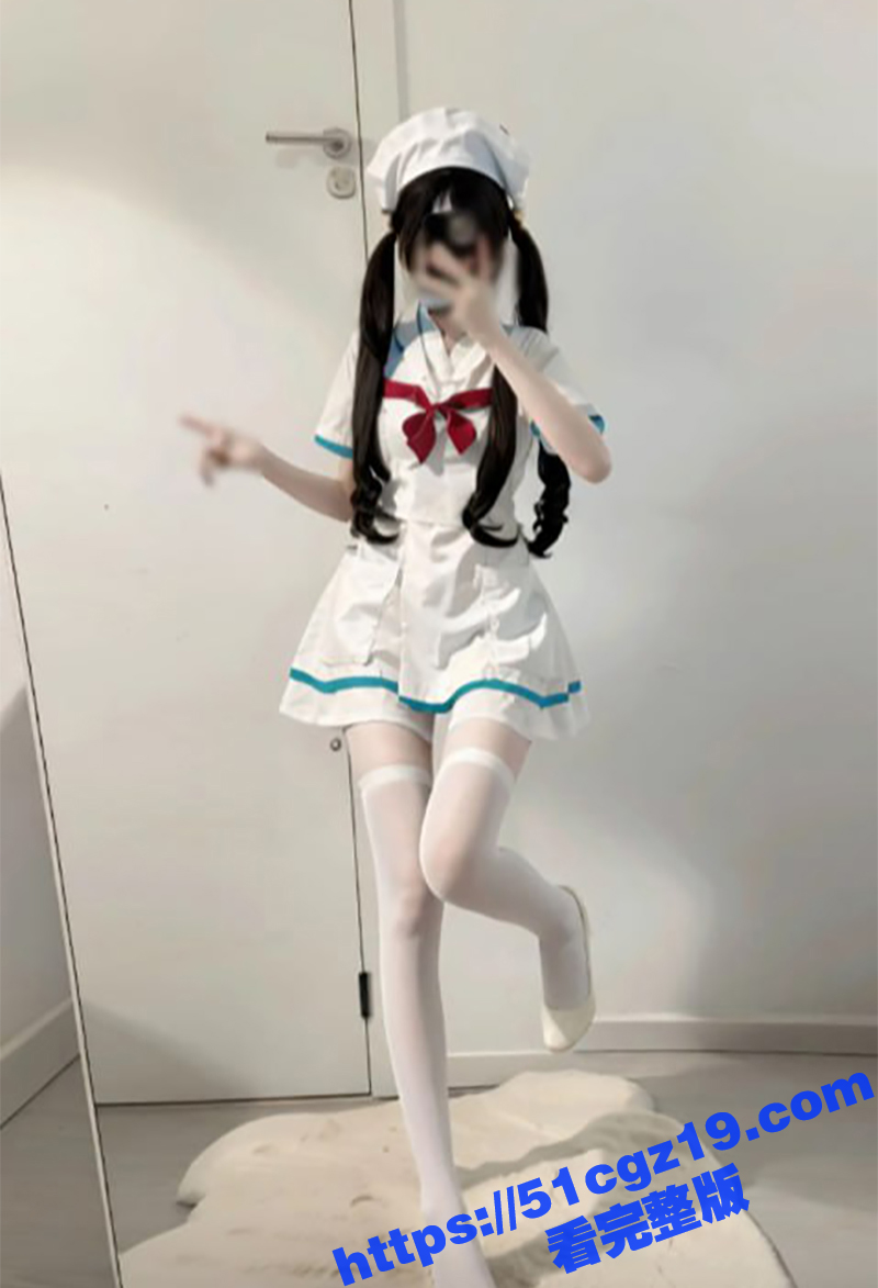 B站极品萝莉 lwe相关图片
