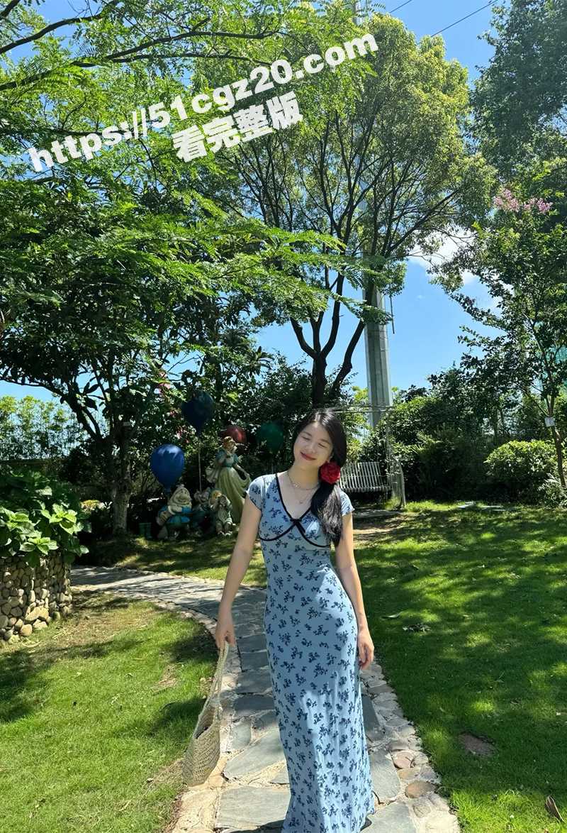 四川反差人妻 张艳欣相关图片
