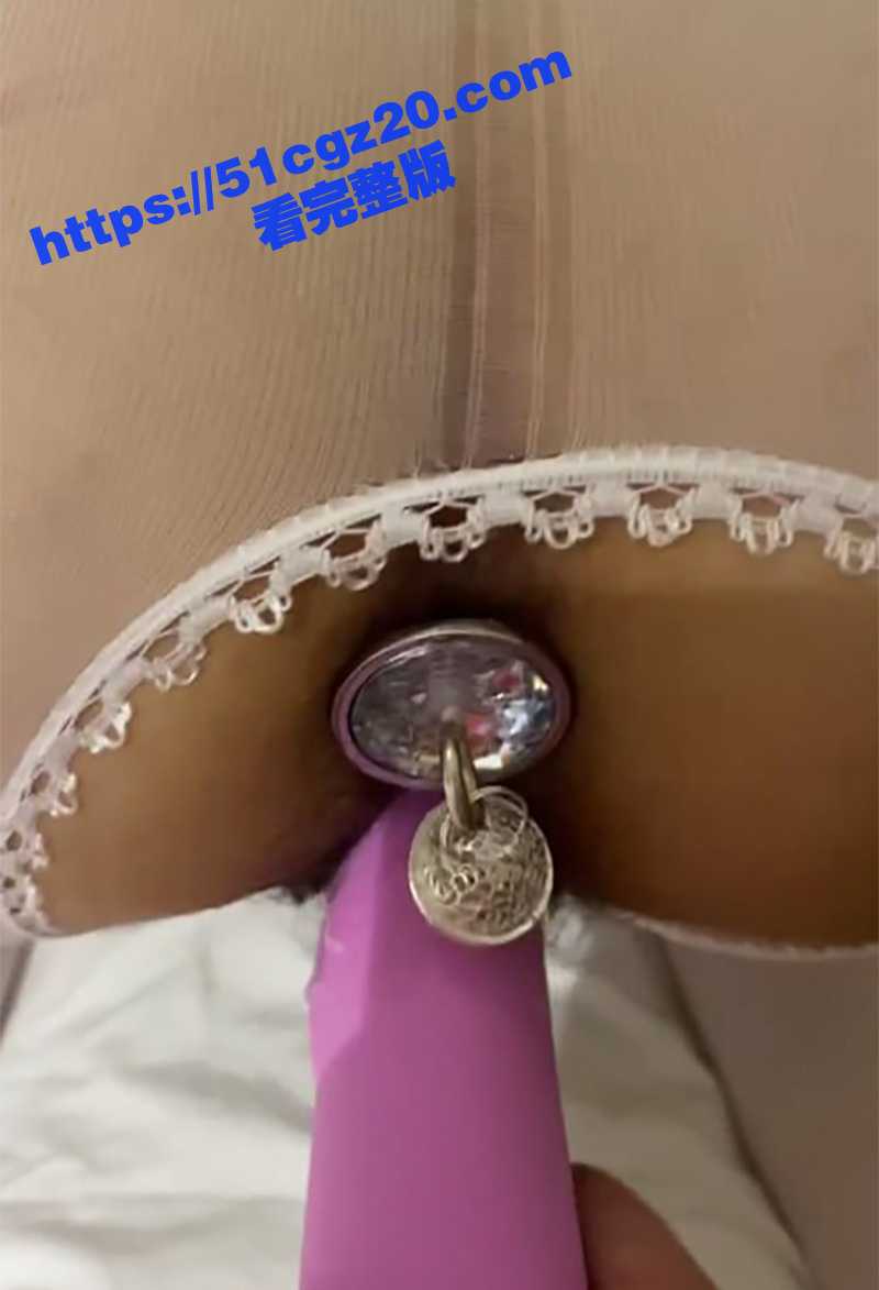 职校骚学妹被包养性爱相关图片