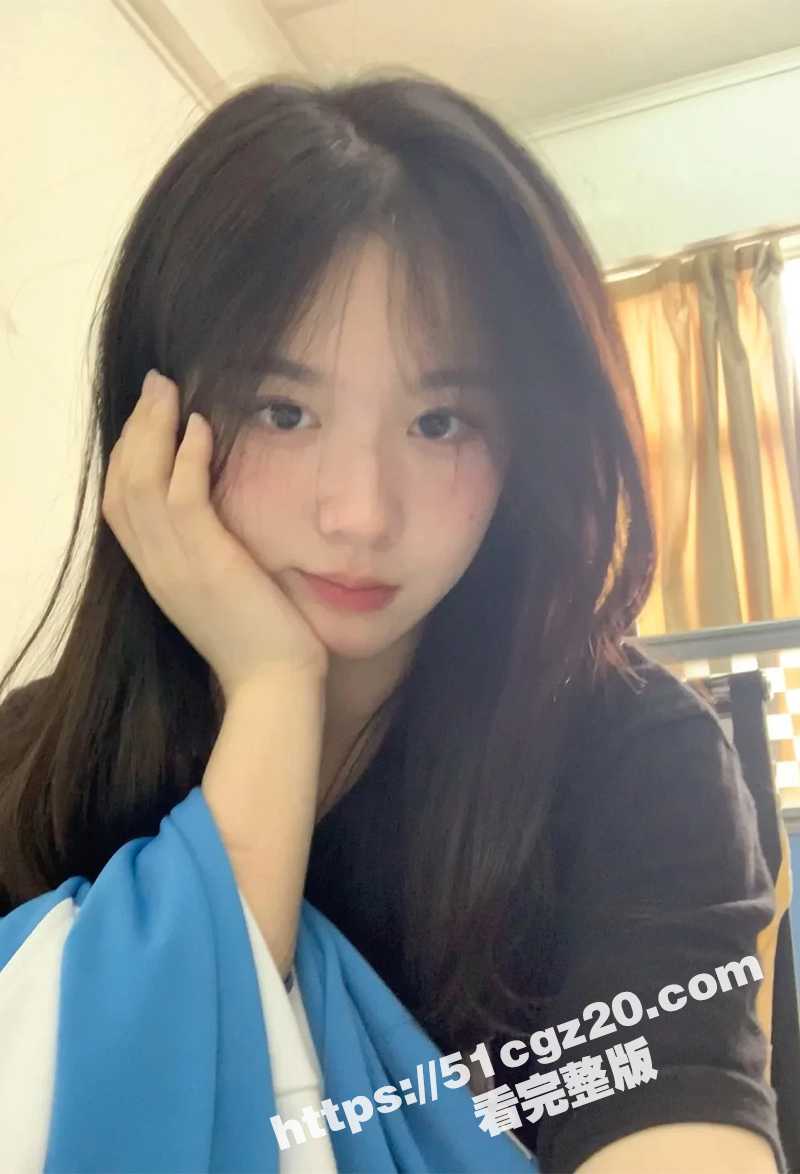00后清纯学生妹 小相关图片