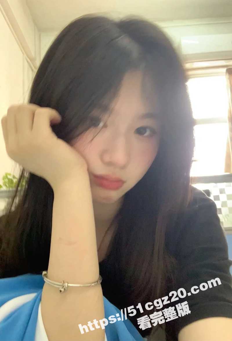 00后清纯学生妹 小相关图片