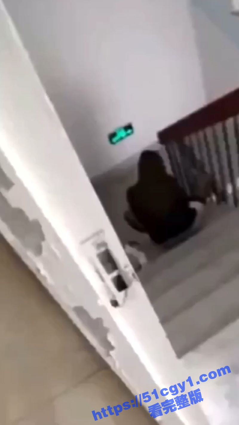 住一起多年的女业主竟相关图片