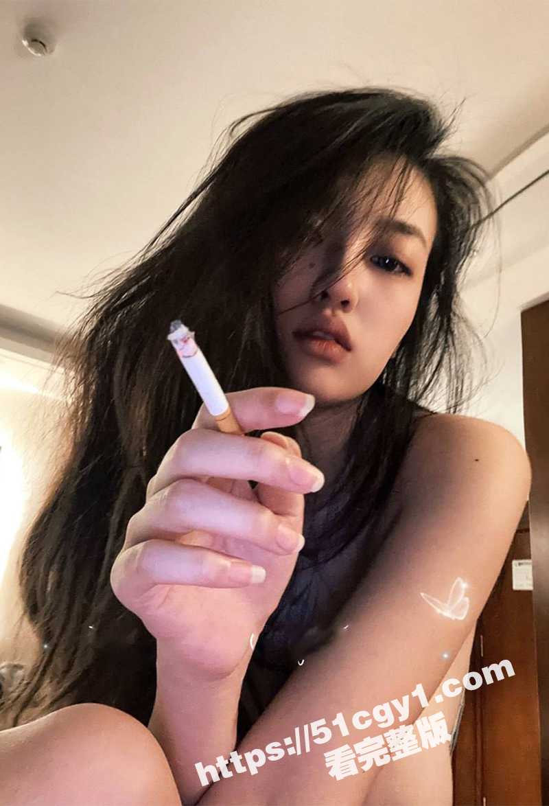 美女网红 AY的奇思相关图片