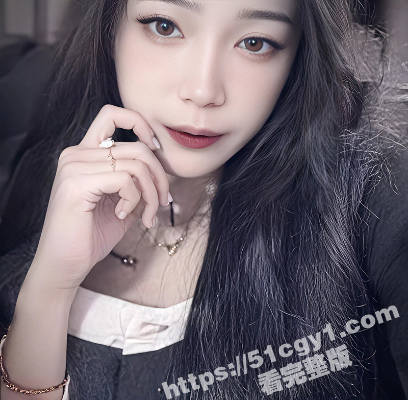 徐州巨乳反差女白领 相关图片