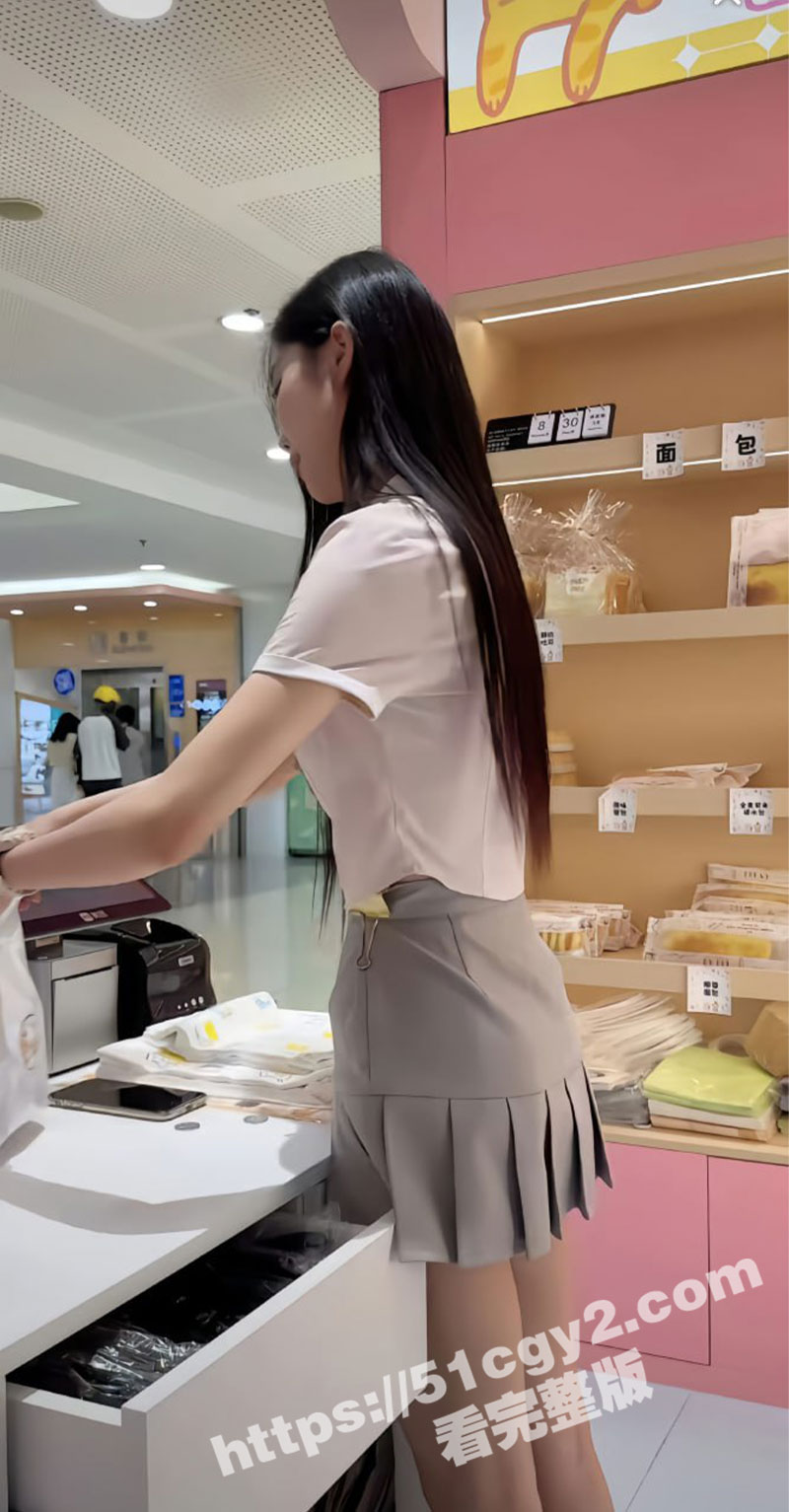 约炮好利来极品店员 相关图片