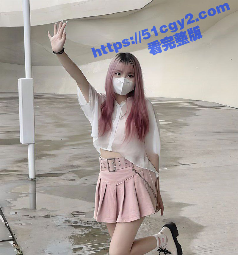清纯混血美女 被大神网调露脸全裸自拍 跪地摸胸抠逼自慰 幻想被大肉棒暴力抽插！