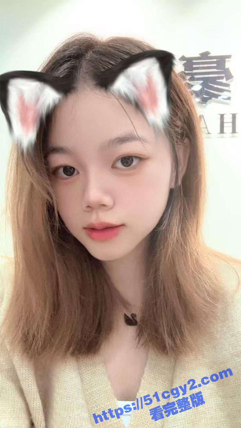 湖南永兴极品嫩妹 李亚萍 自慰视频泄露 甜美大学生私下竟是反差母狗 各种抠逼揉穴高潮不停！