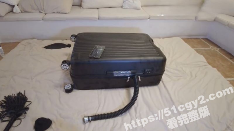 SM猎奇大赏 乳胶拘相关图片