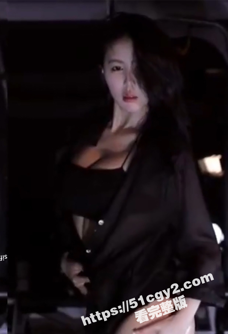 性感御姐主播 小酒窝相关图片