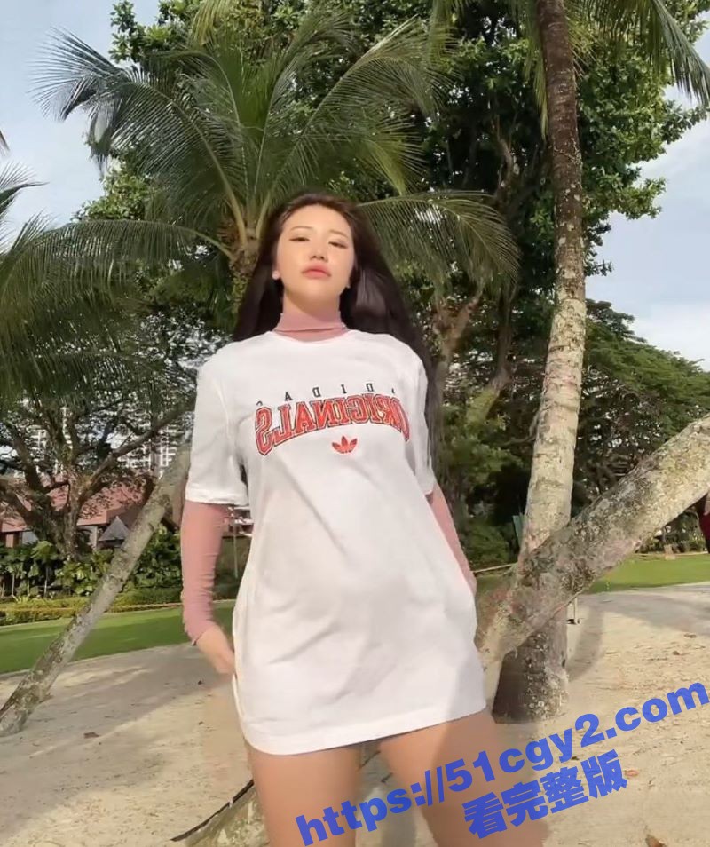 高颜值混血美女不雅视相关图片