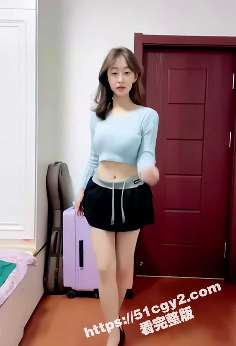 00后在校女大学生 线上售卖裸舞自慰私拍 清纯少女淫骚裸舞 怼着镜头拍抠逼自慰特写