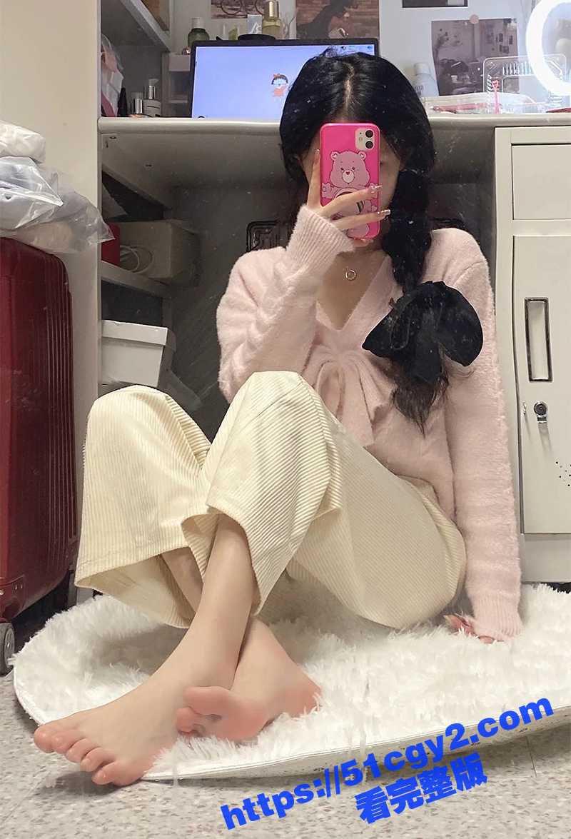 极品女大学生 金主淫相关图片