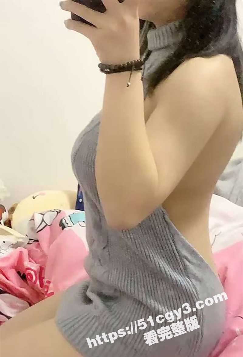 高校巨乳青涩学妹 性相关图片