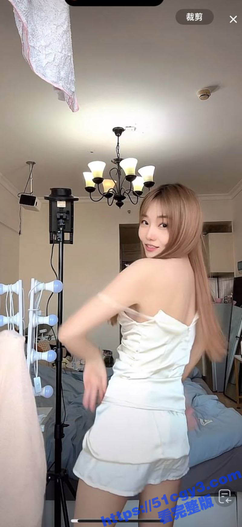 抖音女网红 雅宝贝 相关图片