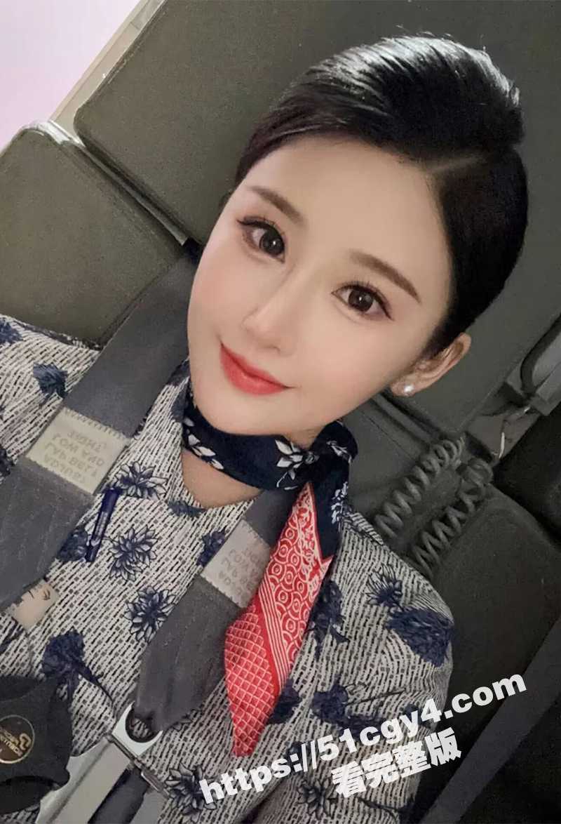 泉州海洋职业学院空乘专业 洪冰炜 出轨视频被曝 被金主爸爸插入时不忘回男友信息 真是深情的小骚婊啊！