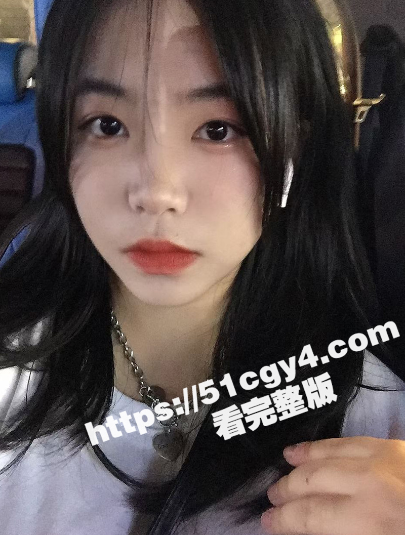河北极品巨乳高中学妹 骚货中的战斗机 欲求不满小母狗暴力抠逼自慰 搅得骚穴淫水泛滥！