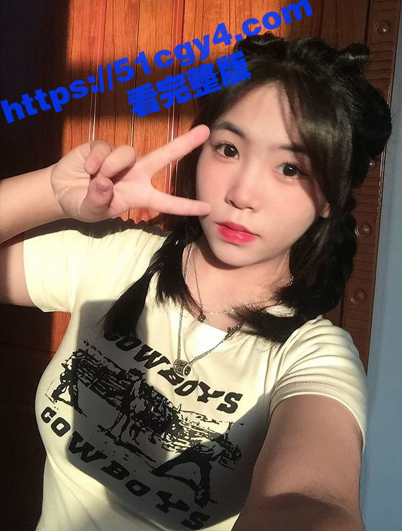 河北极品巨乳高中学妹相关图片
