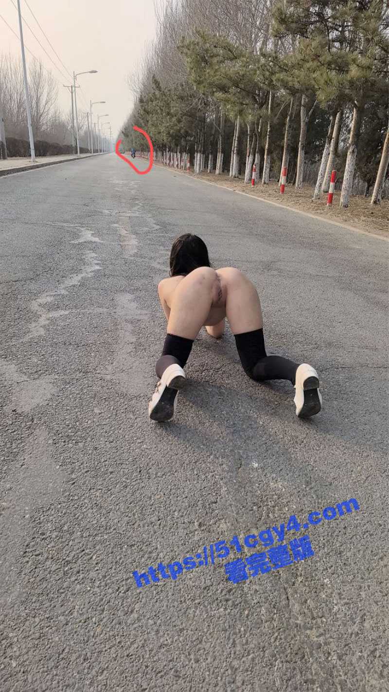 河北母狗M系学生妹 相关图片