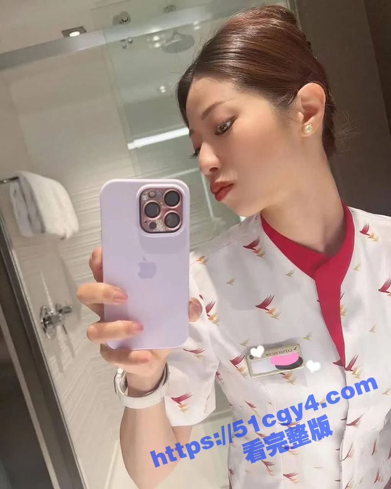 寂寞空姐酒店偷情闺密相关图片