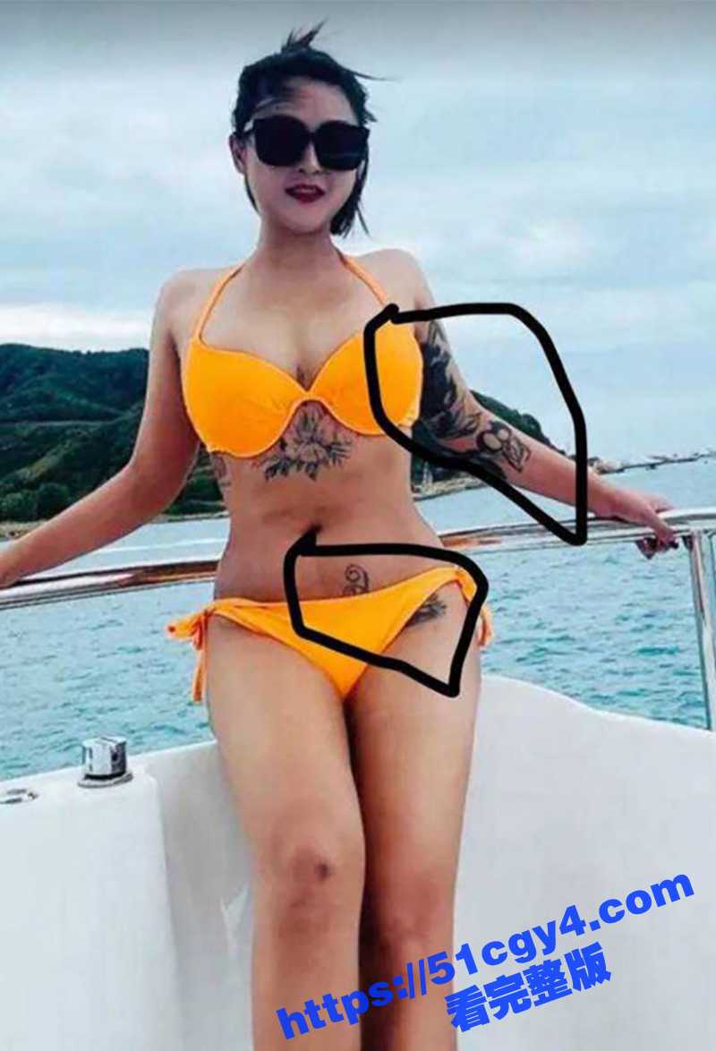 广西人妻 柳芸芸 酒店出轨玩3P视频被曝 两男同插饥渴少妇 夹屌吸棒上下夹击 爽到颤栗淫叫不止