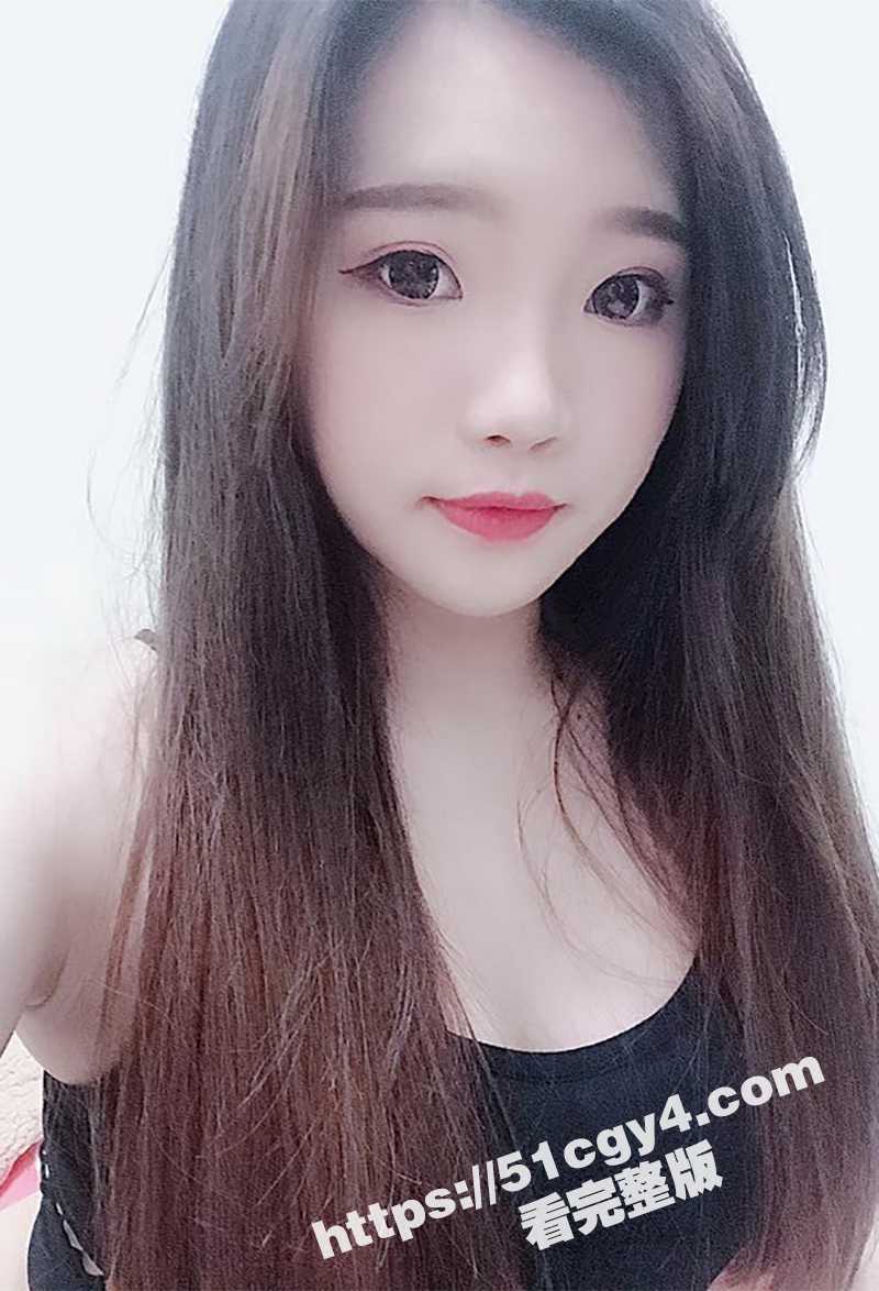台湾情侣泄密 D奶学相关图片