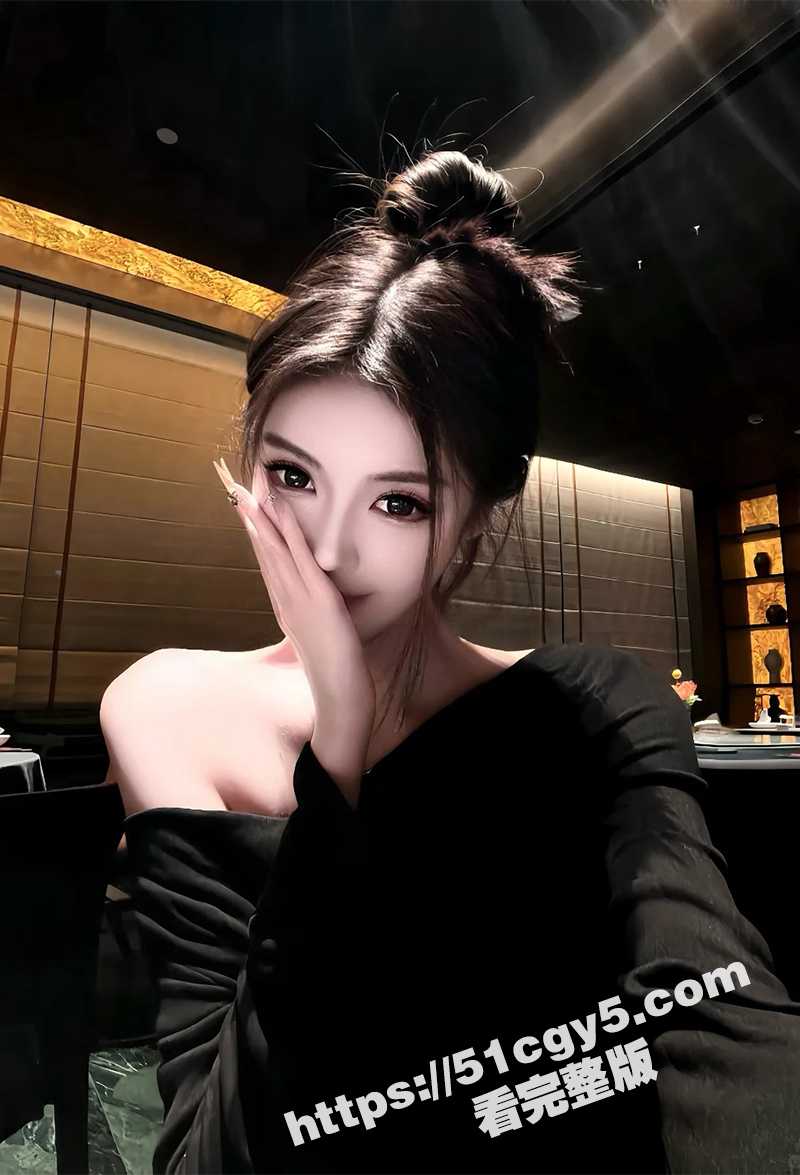 高颜值美女疯狂舔屌 状态癫狂疑似嗑药 酥胸纹着性奴淫紋 双眼翻白涎水横流