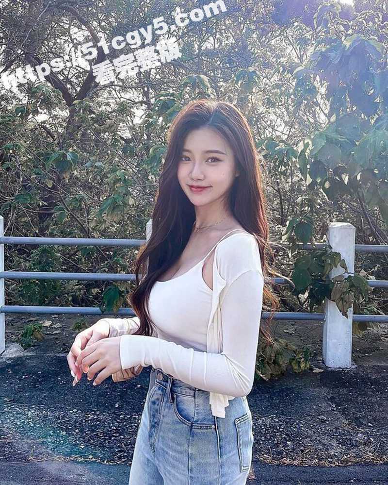 台湾超甜网红美睫师 相关图片