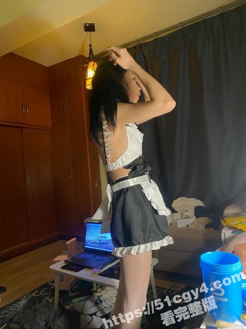 清纯美乳女大学生和男相关图片