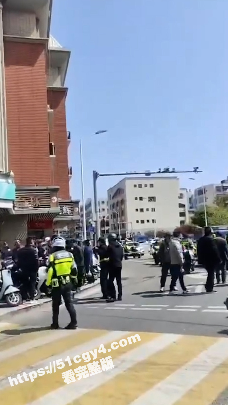 福建平潭一视频博主抢相关图片