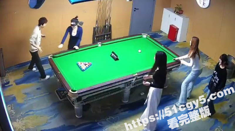 揭秘台球厅富哥的隐藏相关图片