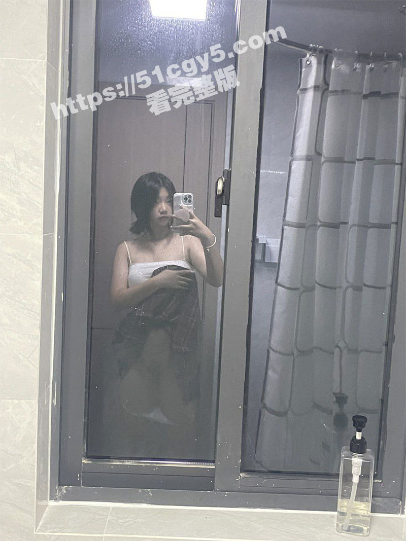 极品反差女大学生 学相关图片
