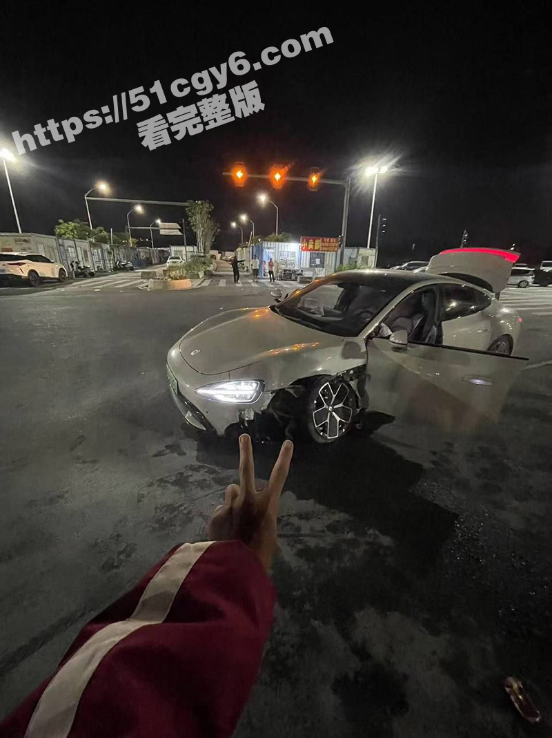 我只知道年少轻狂！小相关图片