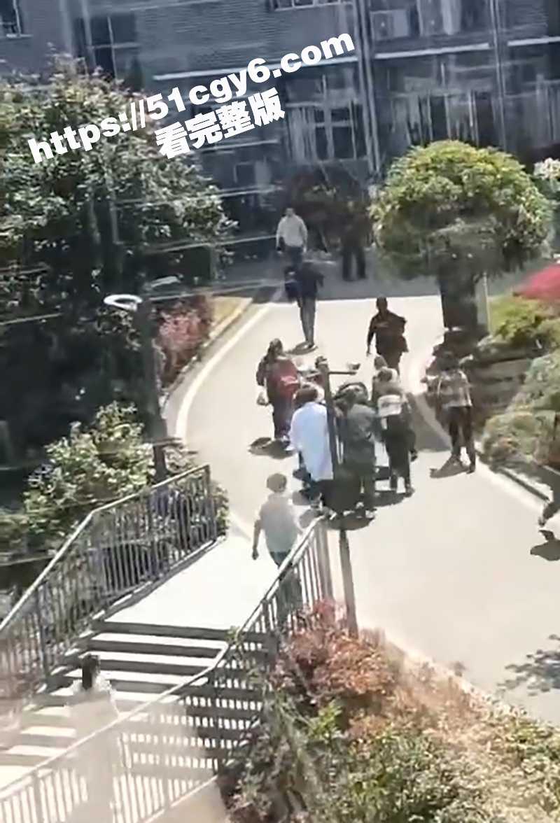 惊爆荒淫大瓜 重庆璧相关图片