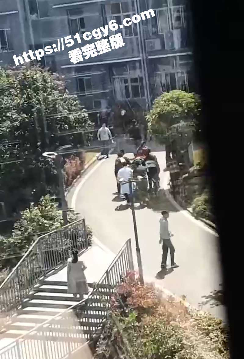 惊爆荒淫大瓜 重庆璧相关图片