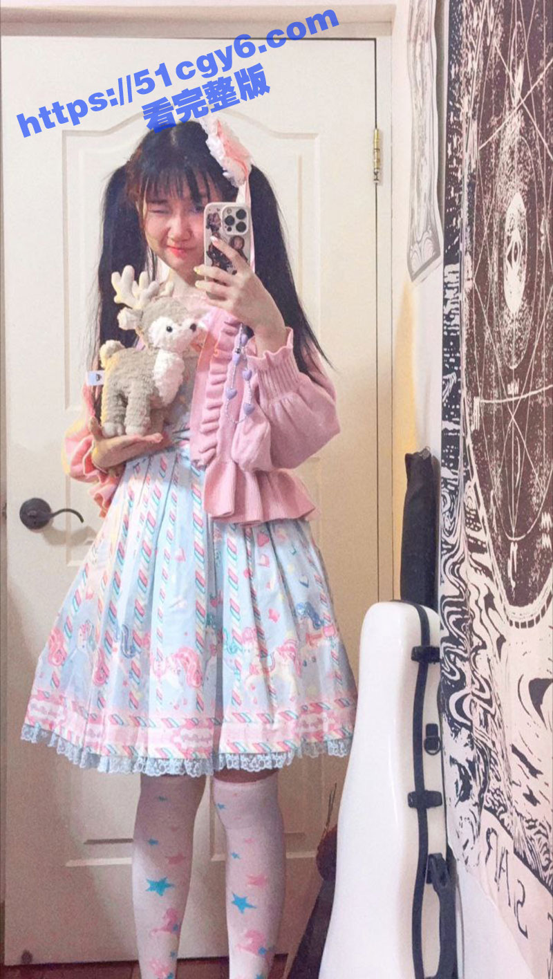 北京女子职业学院母狗 王睿蕊 被操后续 巨奶被暴力揉捏通红一片 后入爆操尖叫声震耳欲聋!