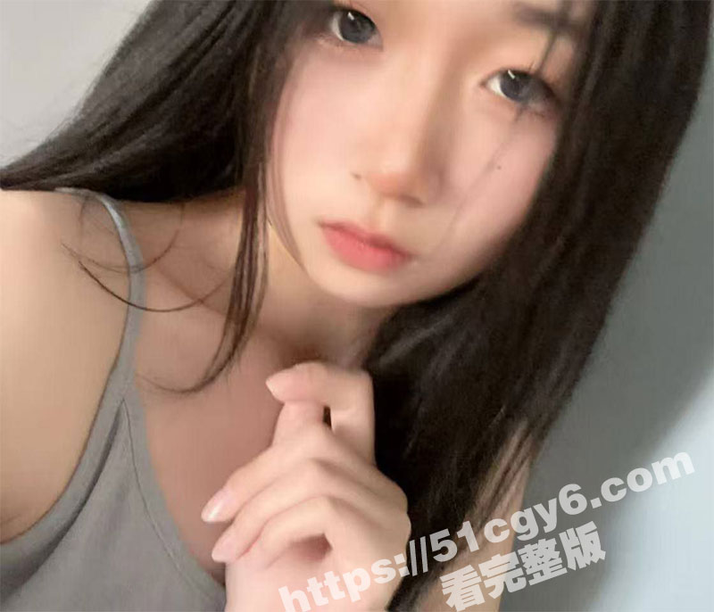 大连反差学生妹 张祥相关图片