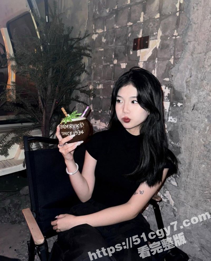极品高颜值小网美 k相关图片
