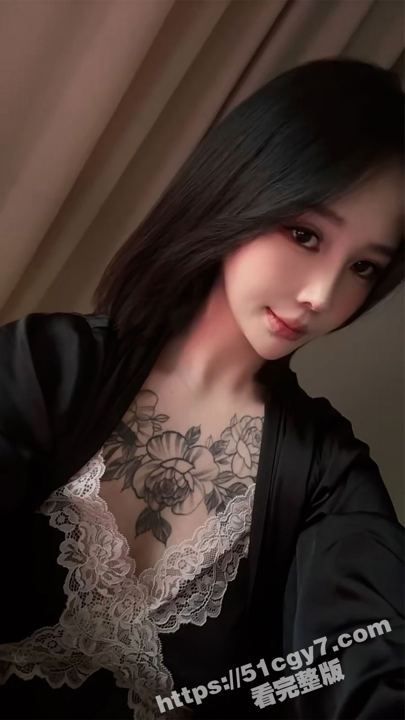 武汉极品反差婊 毛安相关图片