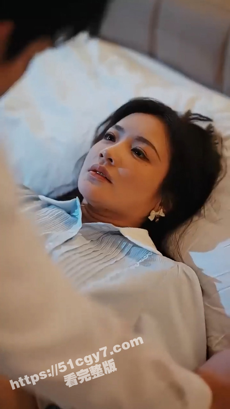 每日短剧《闪婚老公竟相关图片