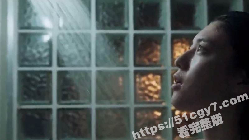 日本女星 三吉彩花 相关图片