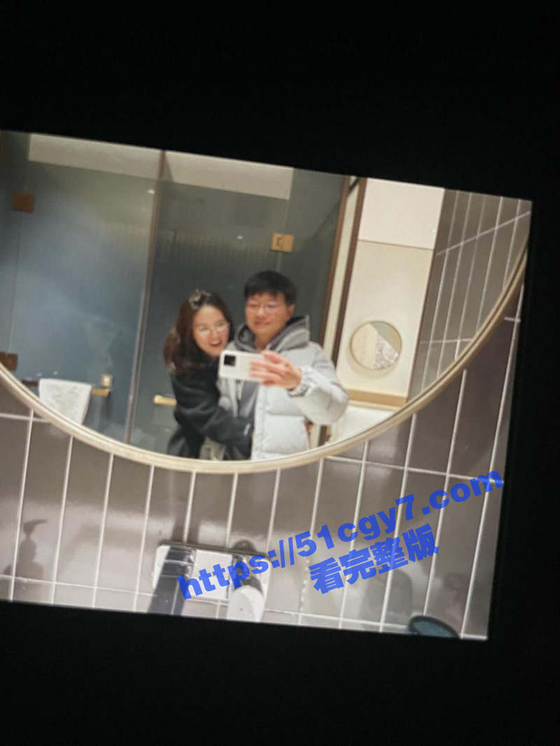 上海财政局主任科员出相关图片