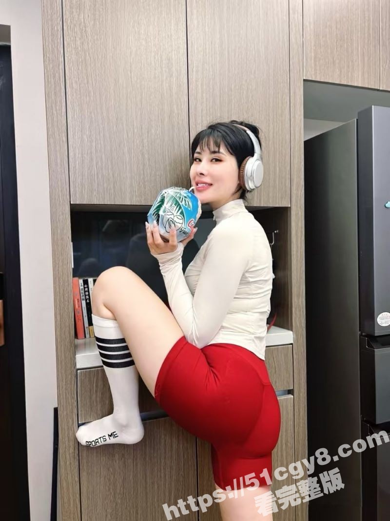 淫妻绿帽大神 ici相关图片