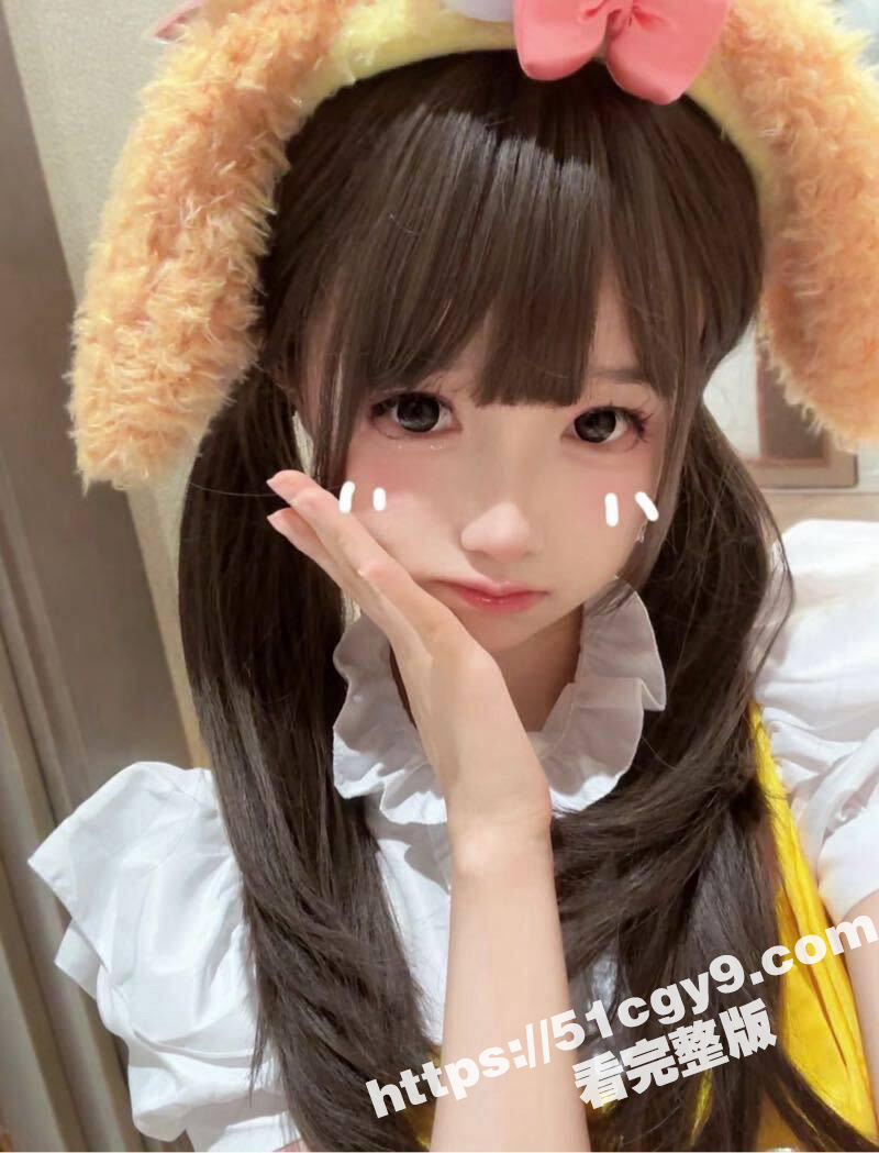 南京反差女大学生宿舍相关图片